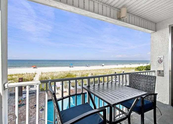 Apartment Beachfront Retreat With Private Elevator