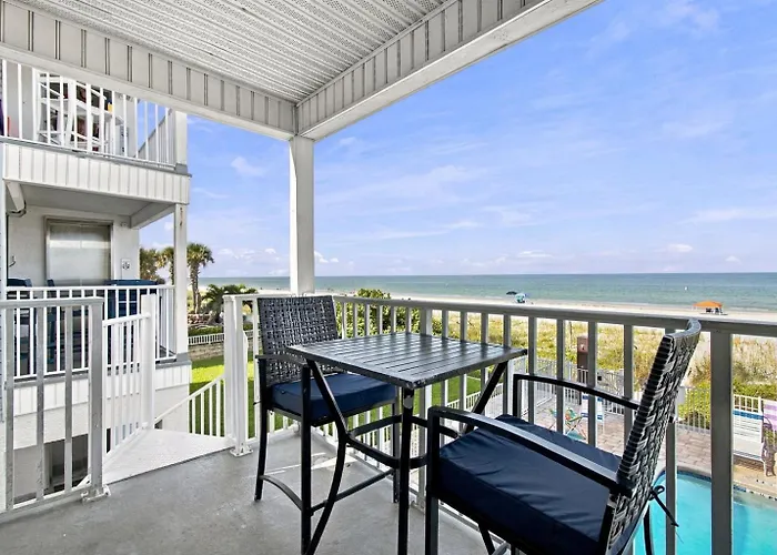 Beachfront Retreat With Private Elevator Apartment *