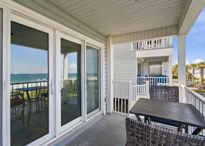 Apartment Beachfront Retreat With Private Elevator *