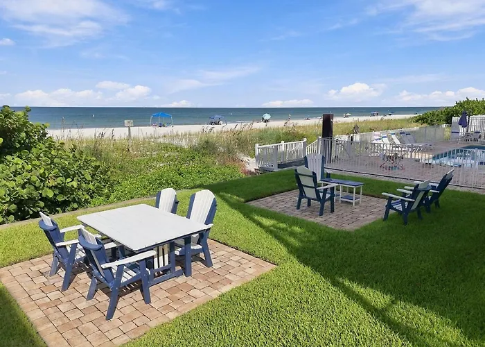 Apartment Beachfront Retreat With Private Elevator *